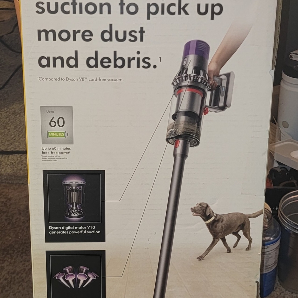 New in box Dyson Cyclone V10 animal cordless vacuu